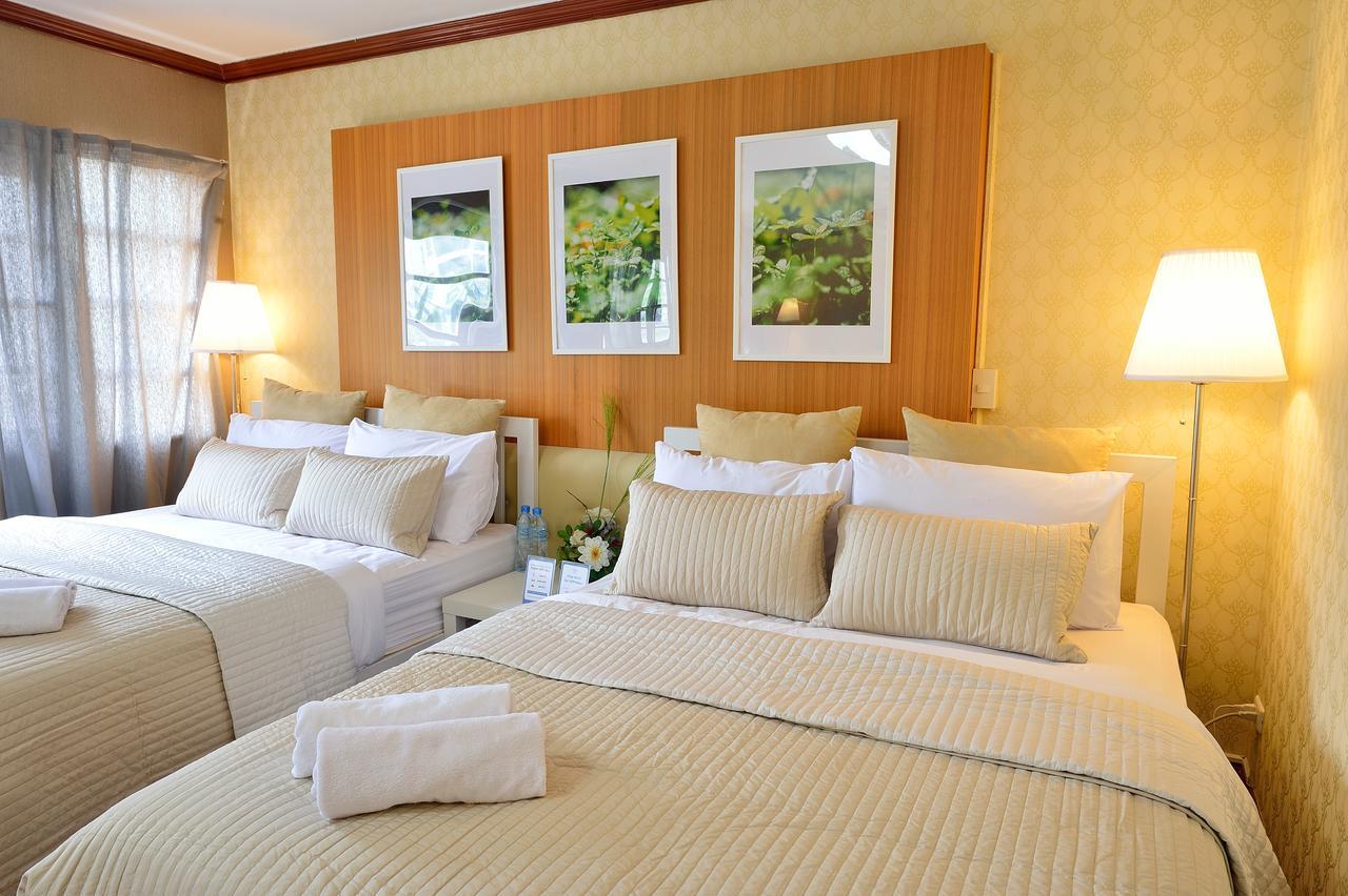 Lost And Found Bed And Breakfast Bangkok Exterior photo